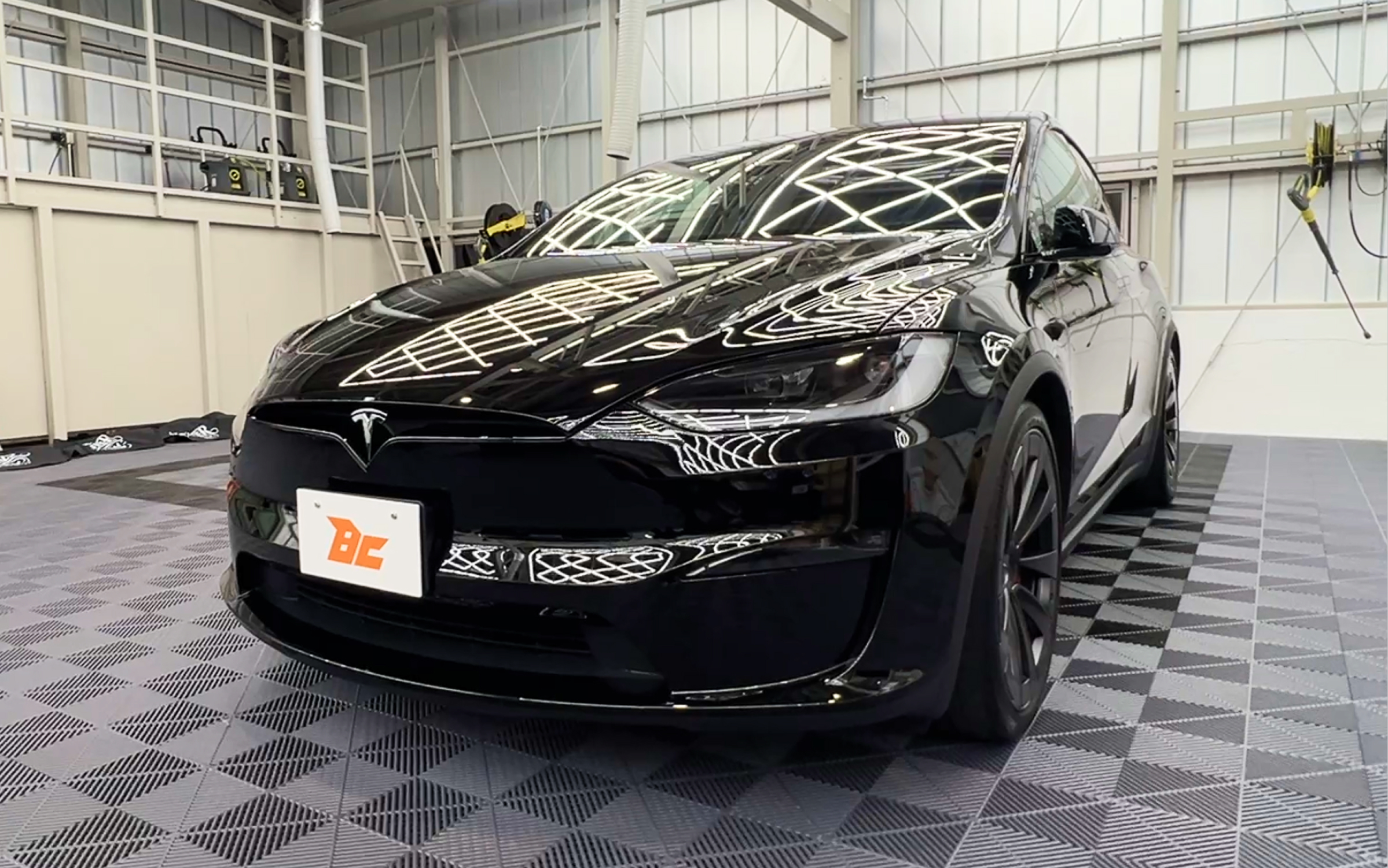 施工実績 テスラモデルX